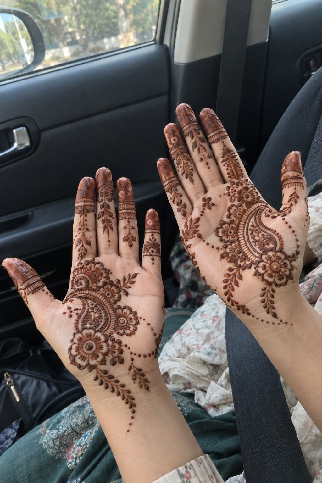 Start Small With Playful Dotwork Mehndi