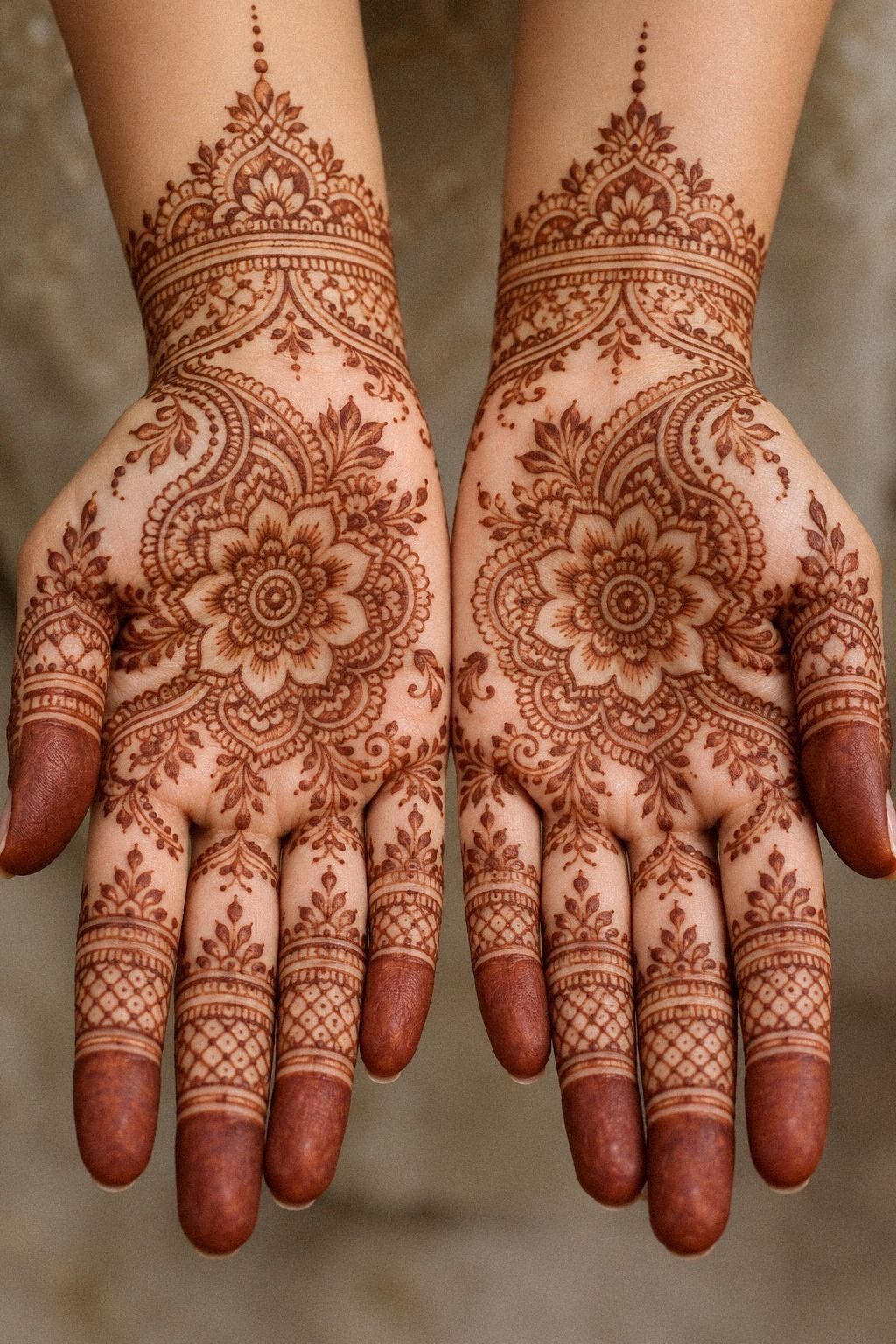 Negative Space or Full Coverage for Both Hands?
